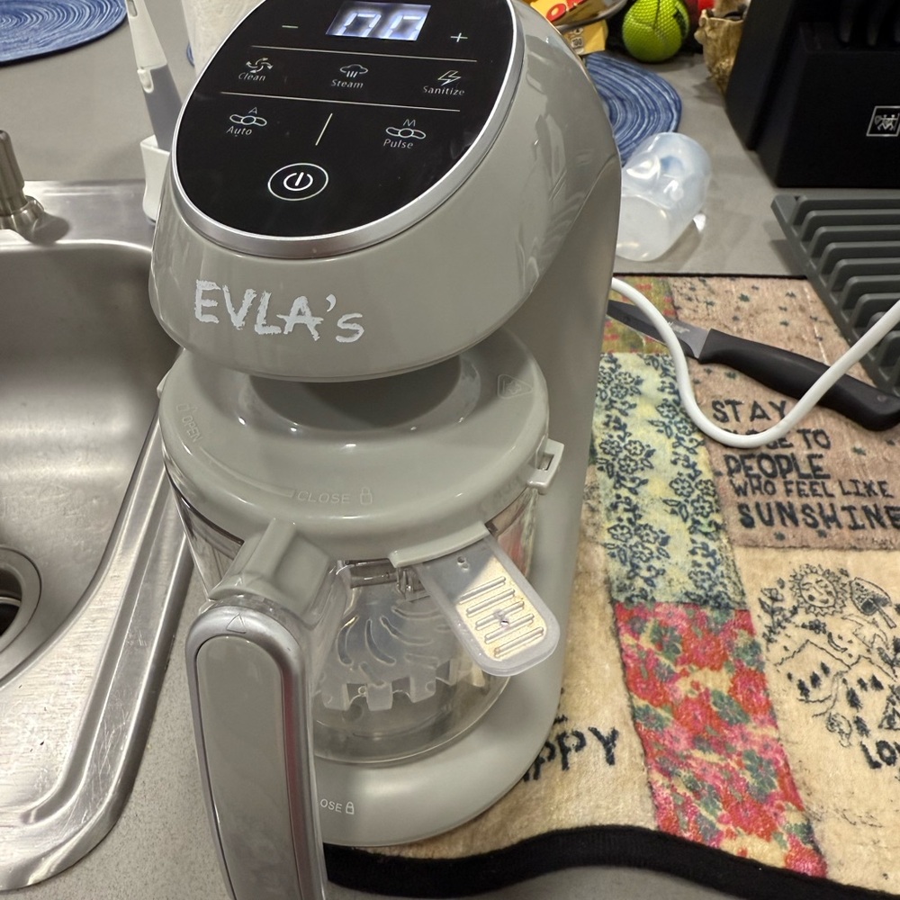 EVLA's Baby Food Maker in Gray